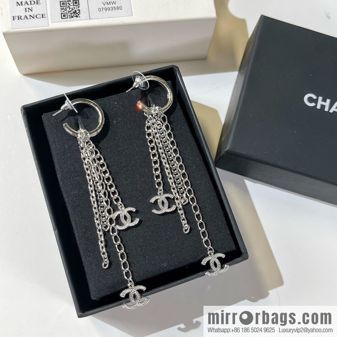 New ☑️ Chanel double c fringed stud earrings