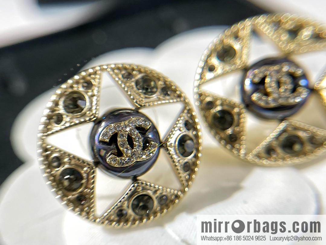 New ☑️ Chanel double c pentagram ⭐ star stud earrings