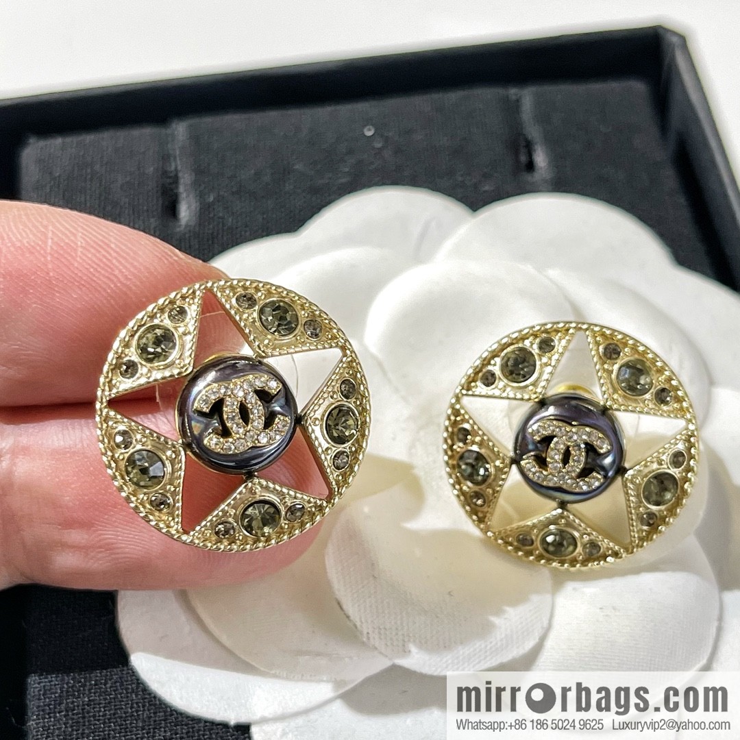 New ☑️ Chanel double c pentagram ⭐ star stud earrings