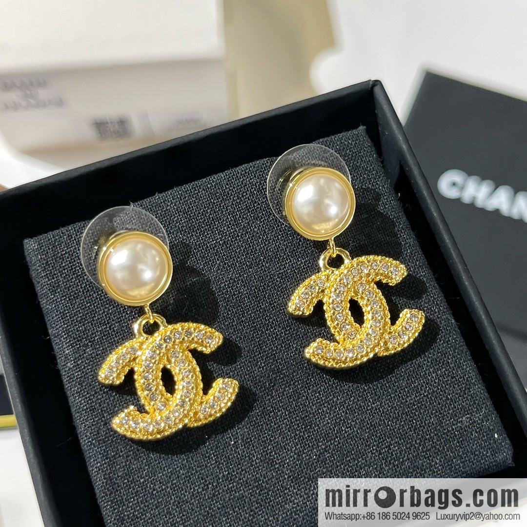 New ☑️ Chanel wheat ear double c pearl stud earrings