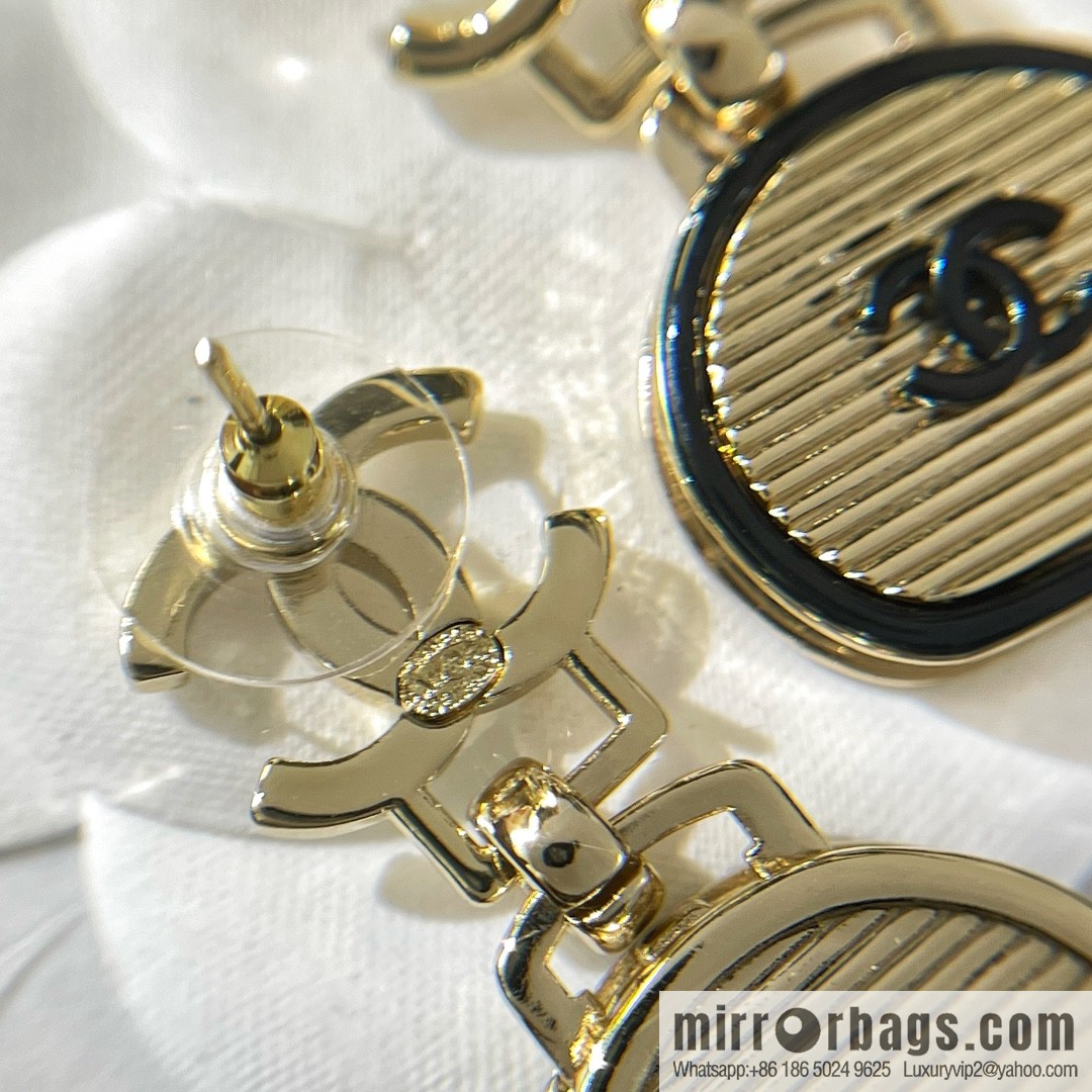 New ☑️ Chanel double c round cake bag earrings