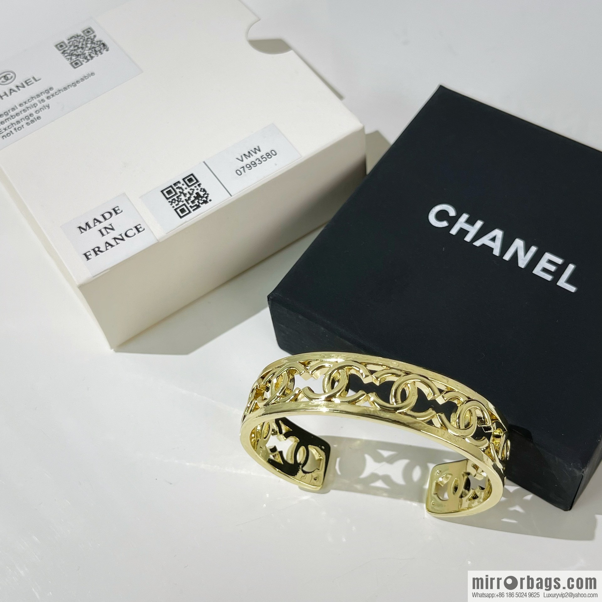 New ☑️ Chanel double c cut-out bracelet