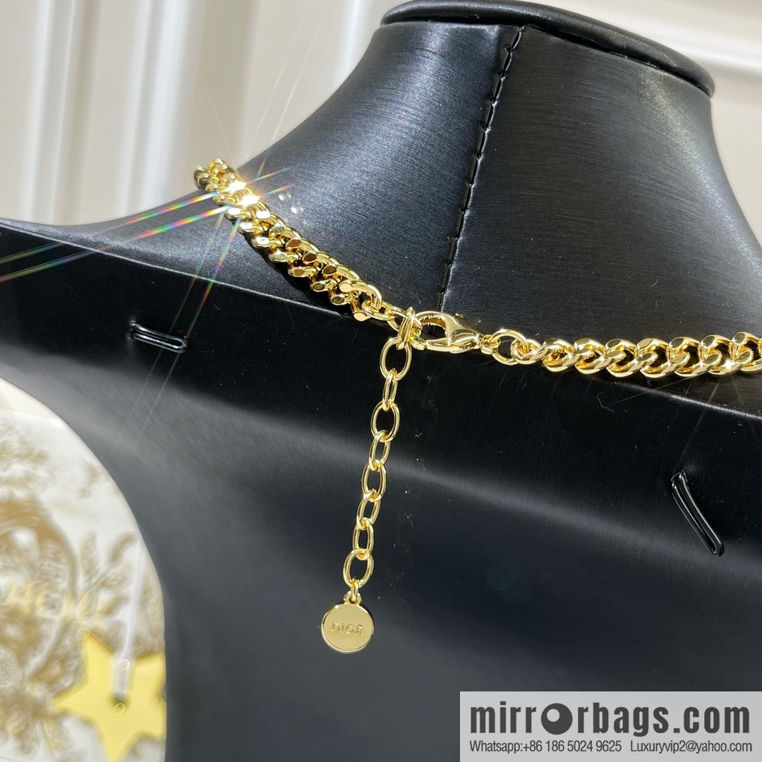 New ☑️ Dior gold CD necklace bracelet