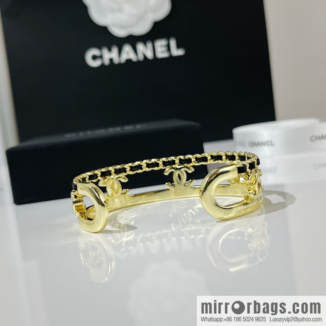 New ☑️ Chanel double c cut-out black leather rope bracelet