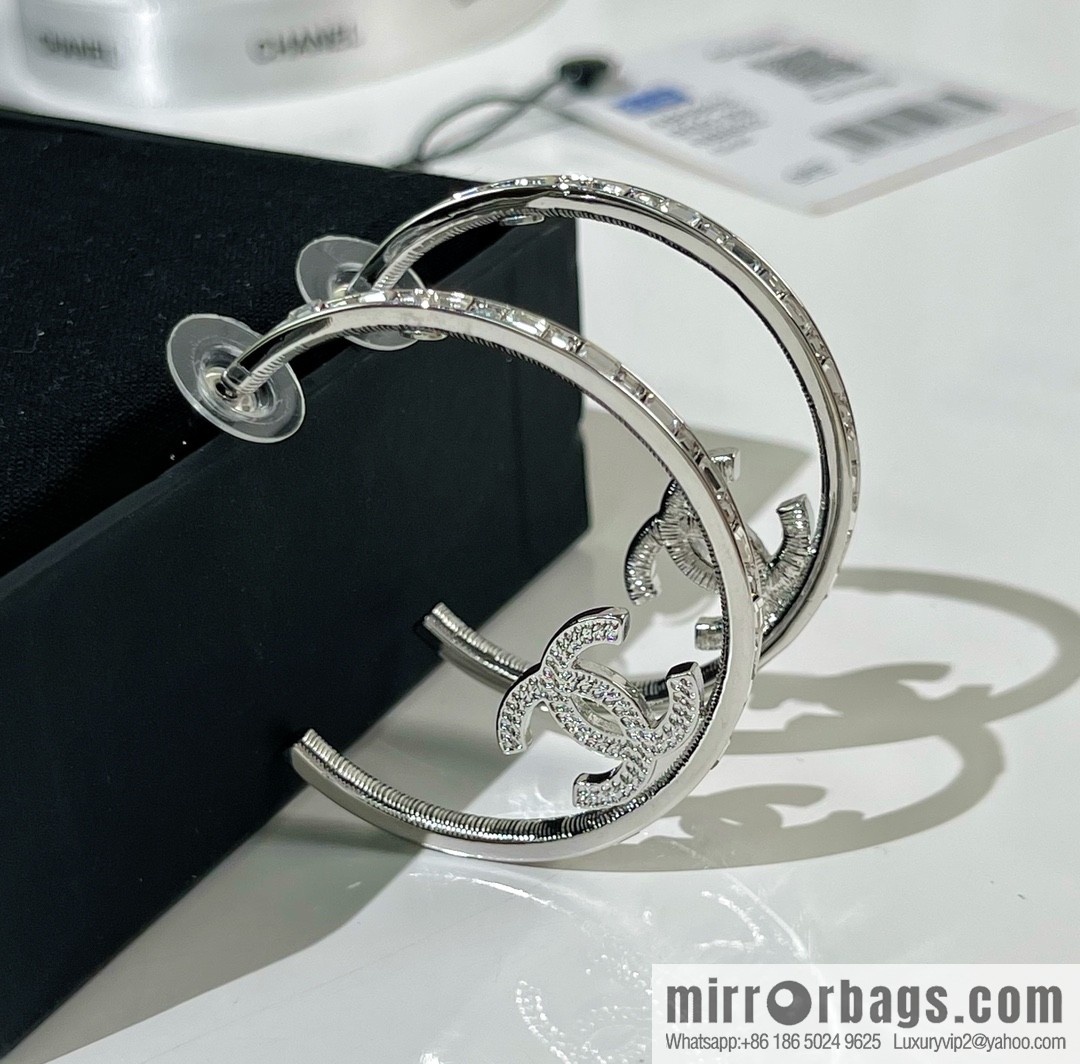 New ☑️ Chanel full diamond double c stud earrings