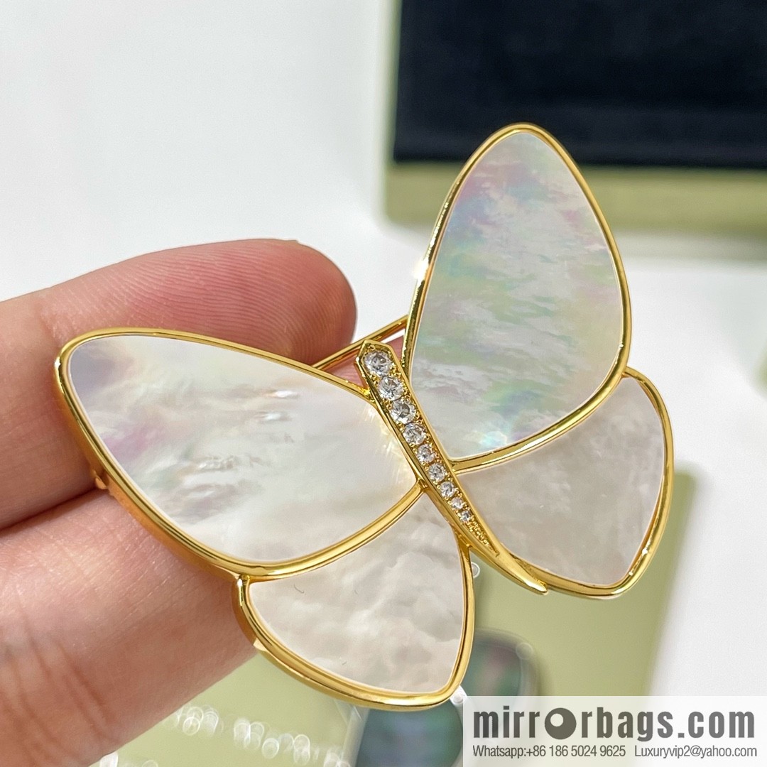 Van Cleef & Arpels White shells, grey shells, butterfly brooch