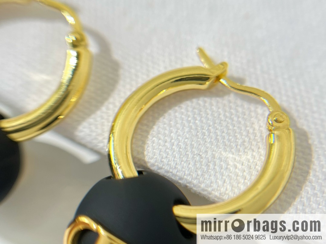 New ☑️ Dior CD black pearl stud earrings