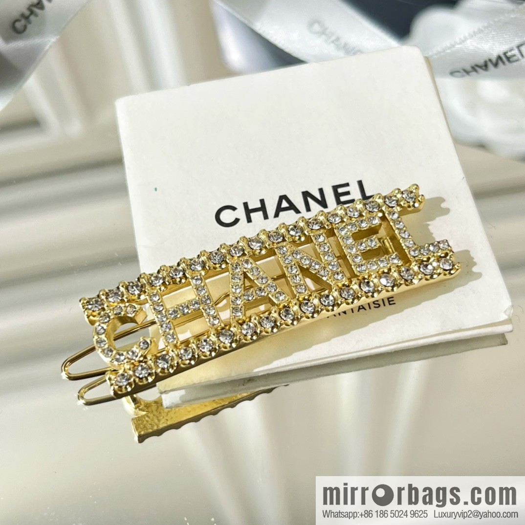New ☑️ Chanel full diamond letter hairpin hairpin