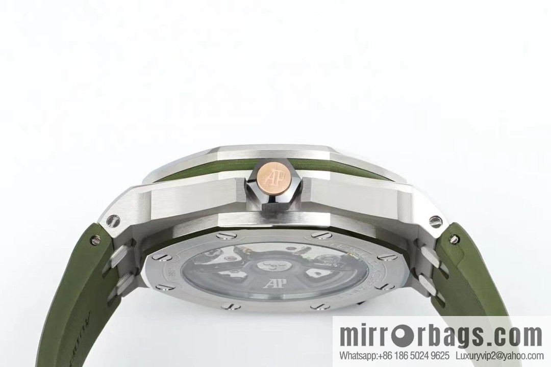 New 15720Calibre 4308 self-winding movement watch