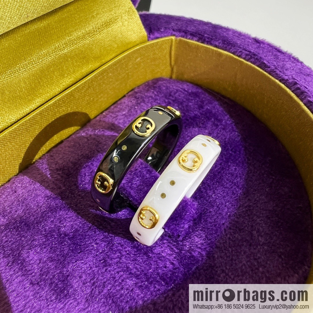 New Gucci narrow black and white ceramic ring
