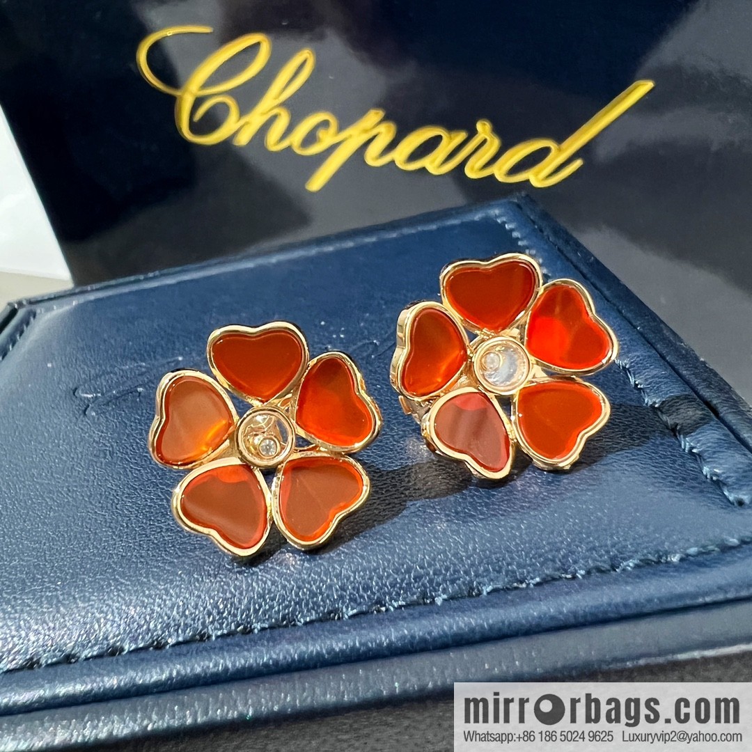 Chopard PRECIOUS LACE VAGUE 5 heart agate, white shell necklace, bracelet