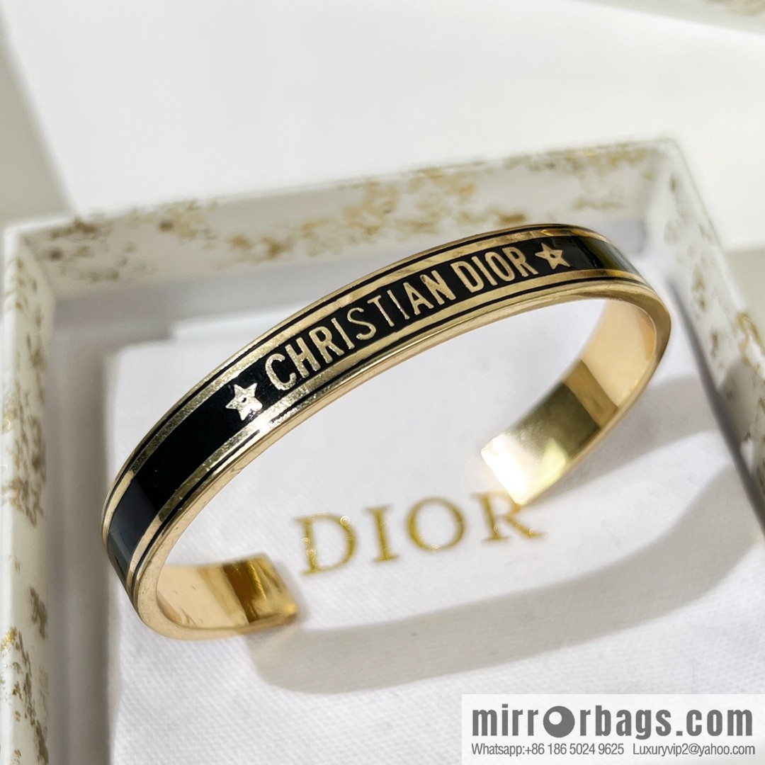 New ☑️ Dior Letter Opening Bracelet