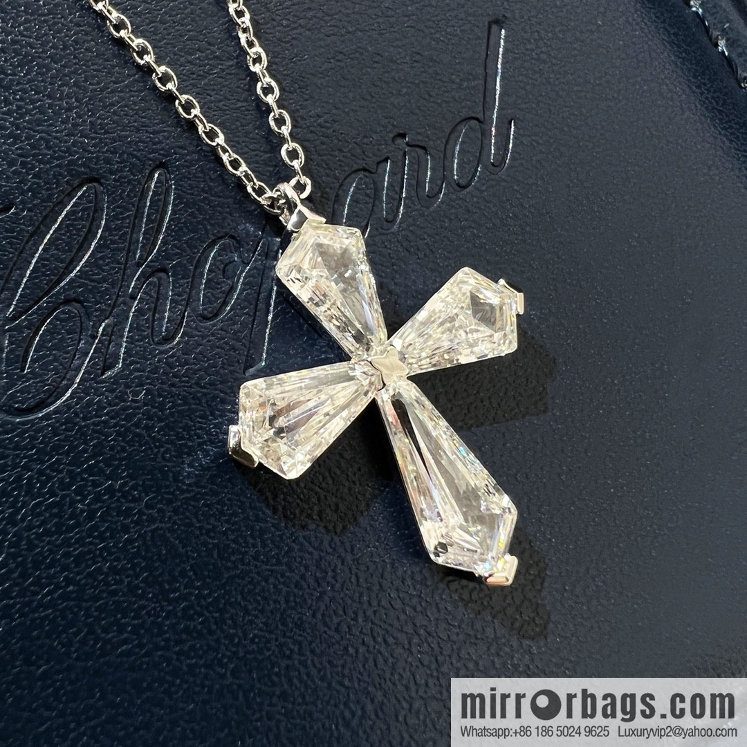 GRAFF Full Diamond Cross necklace