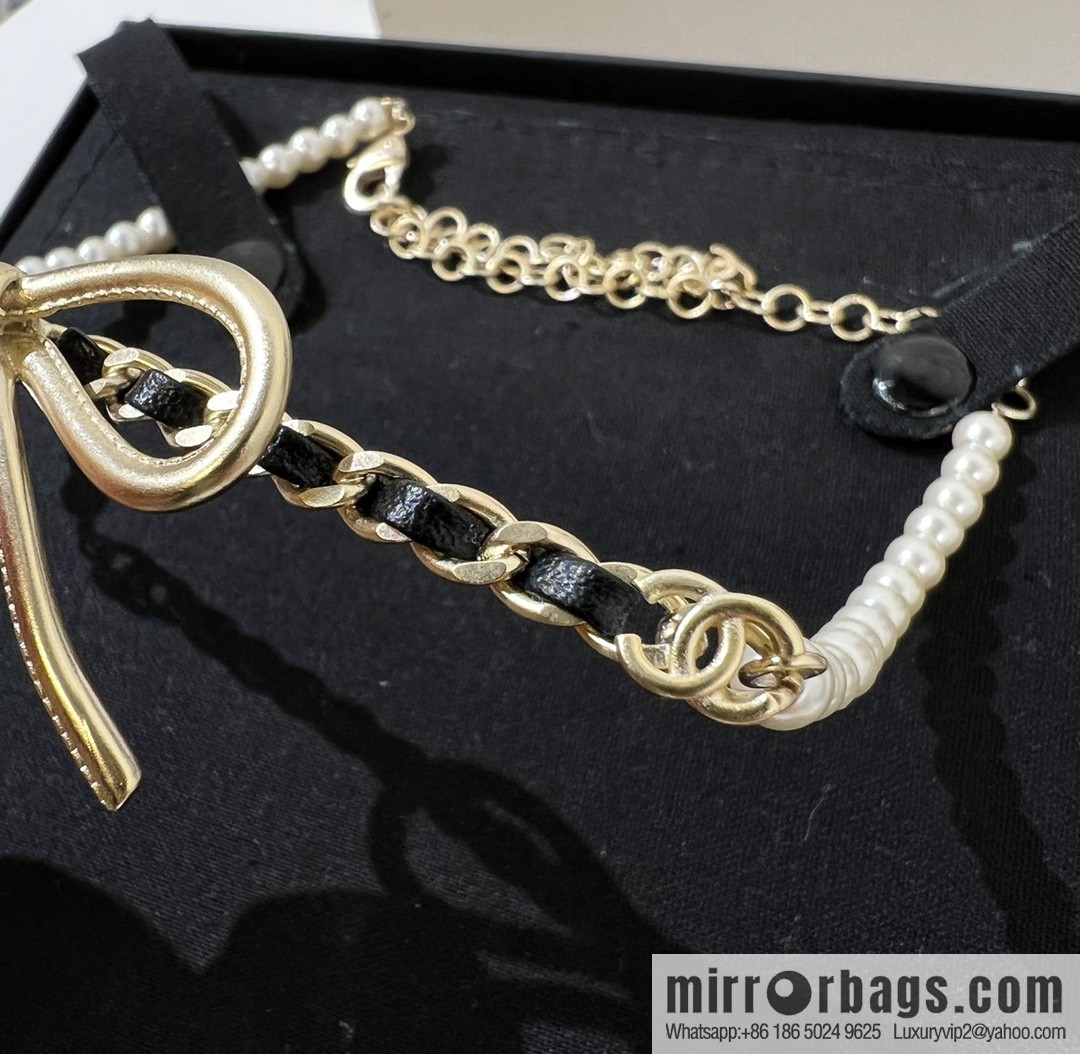 New ☑️ Chanel Double C Bow Pearl Necklace