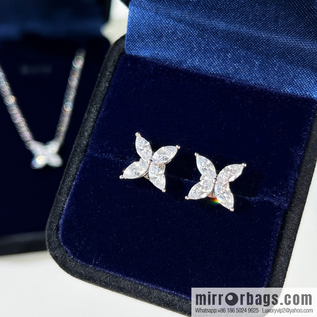 Tiffany & Co. Tiffany Victoria ™ M series four-leaf clover horse eye necklace stud earrings
