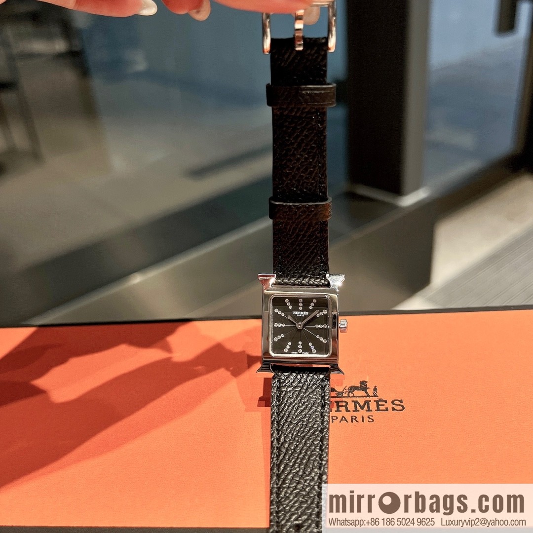 Hermès 2022 early spring 🔥 the latest color scheme set with 36 diamonds, quartz movement watch