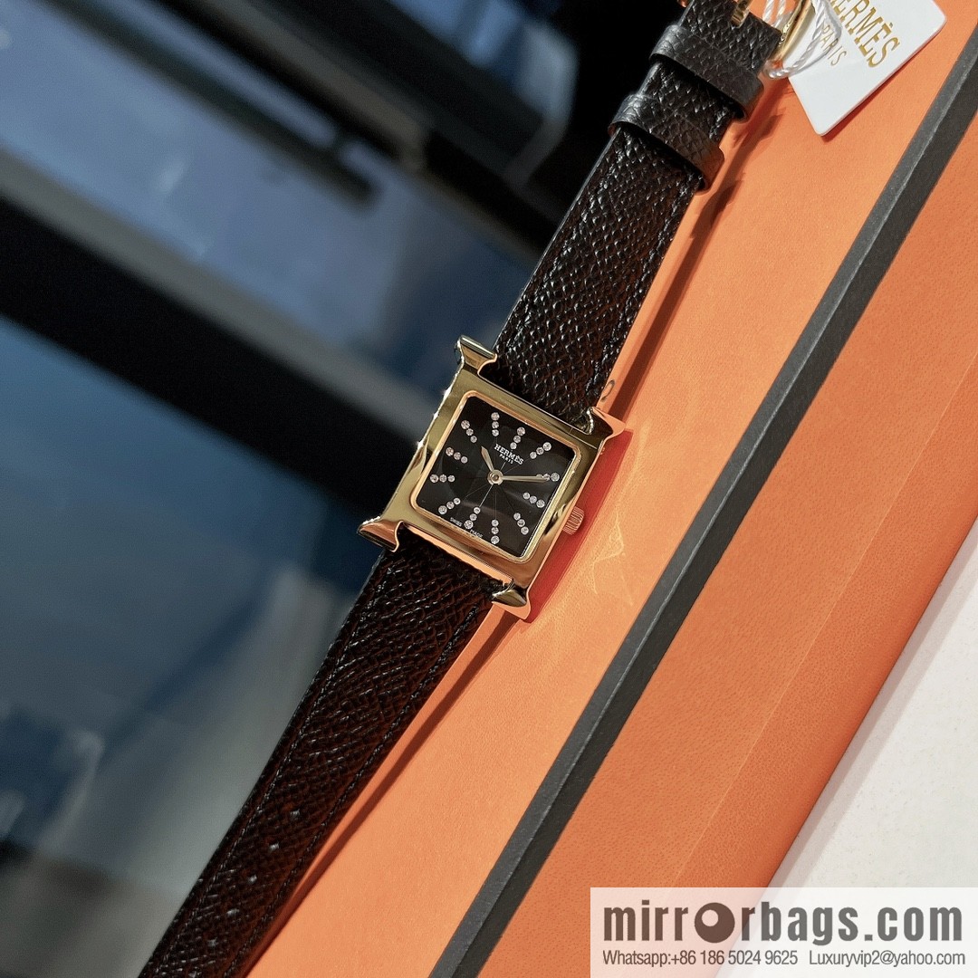 Hermès 2022 early spring 🔥 the latest color scheme set with 36 diamonds, quartz movement watch