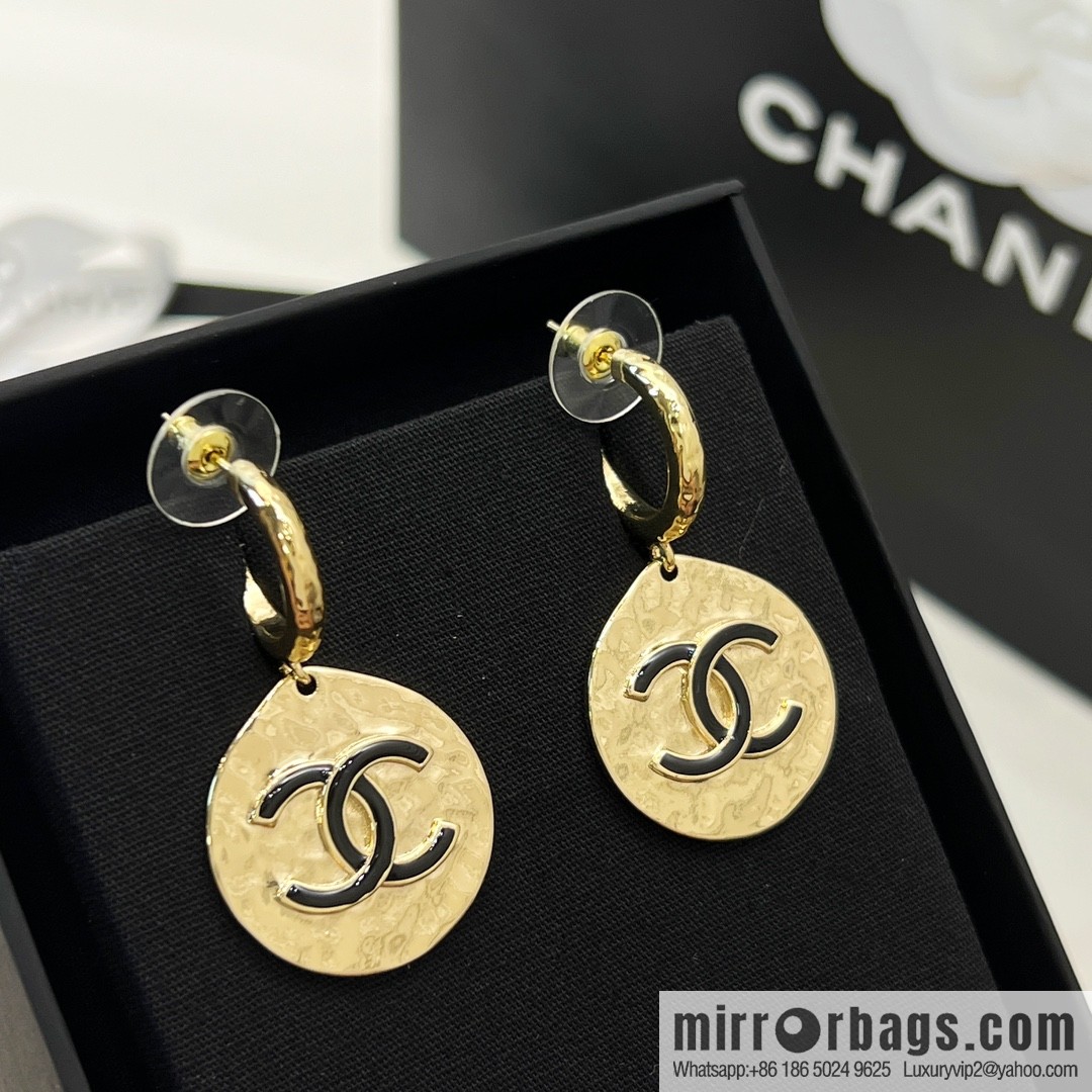 New ☑️ Chanel double c round stud earrings