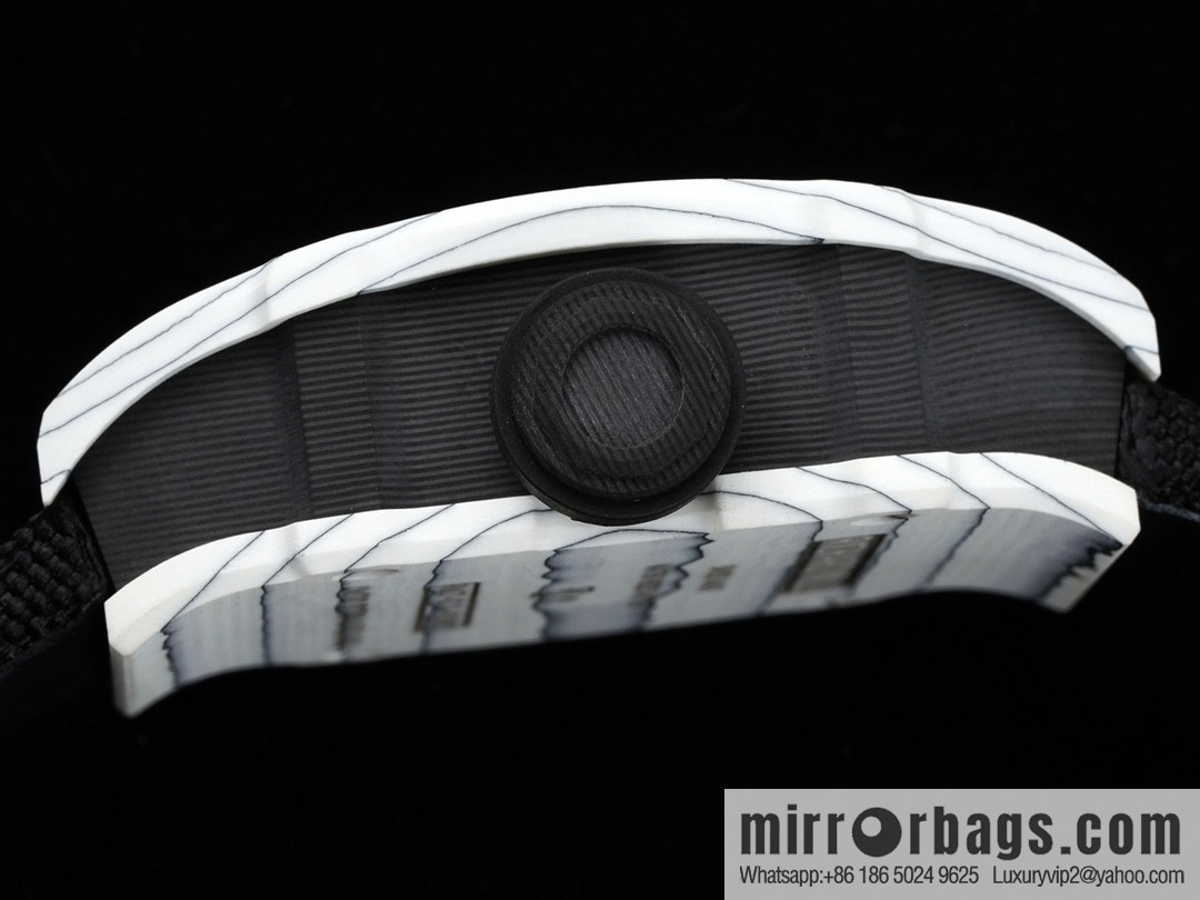 The new RM 27-02 is a RICHARD MILLE sports tourbillon watch designed for tennis players