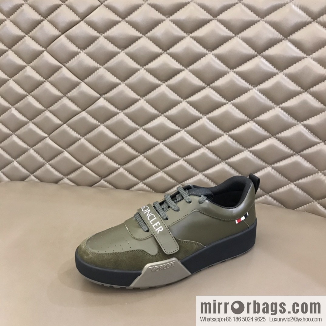 Moncle tongue with rubber logo badge men's casual shoes