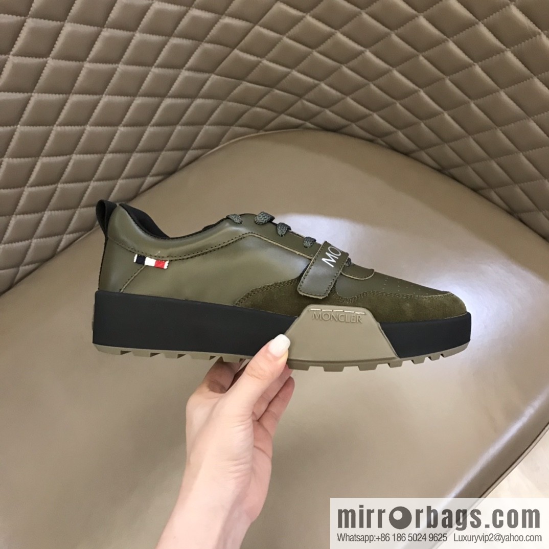 Moncle tongue with rubber logo badge men's casual shoes
