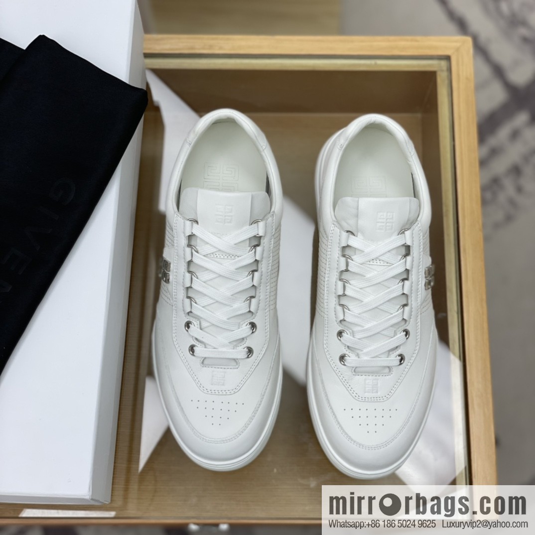 GIVENCHY Givenchy, made of leather, iconic metal buckle 4 G pattern New men's sports Casual Shoes
