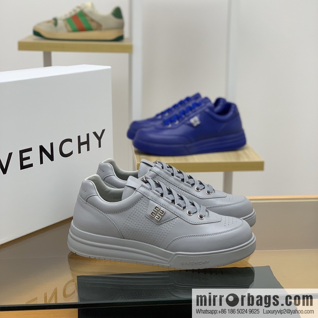 GIVENCHY Givenchy, using leather material signature metal buckle 4 G pattern new men's sports Casual Shoes