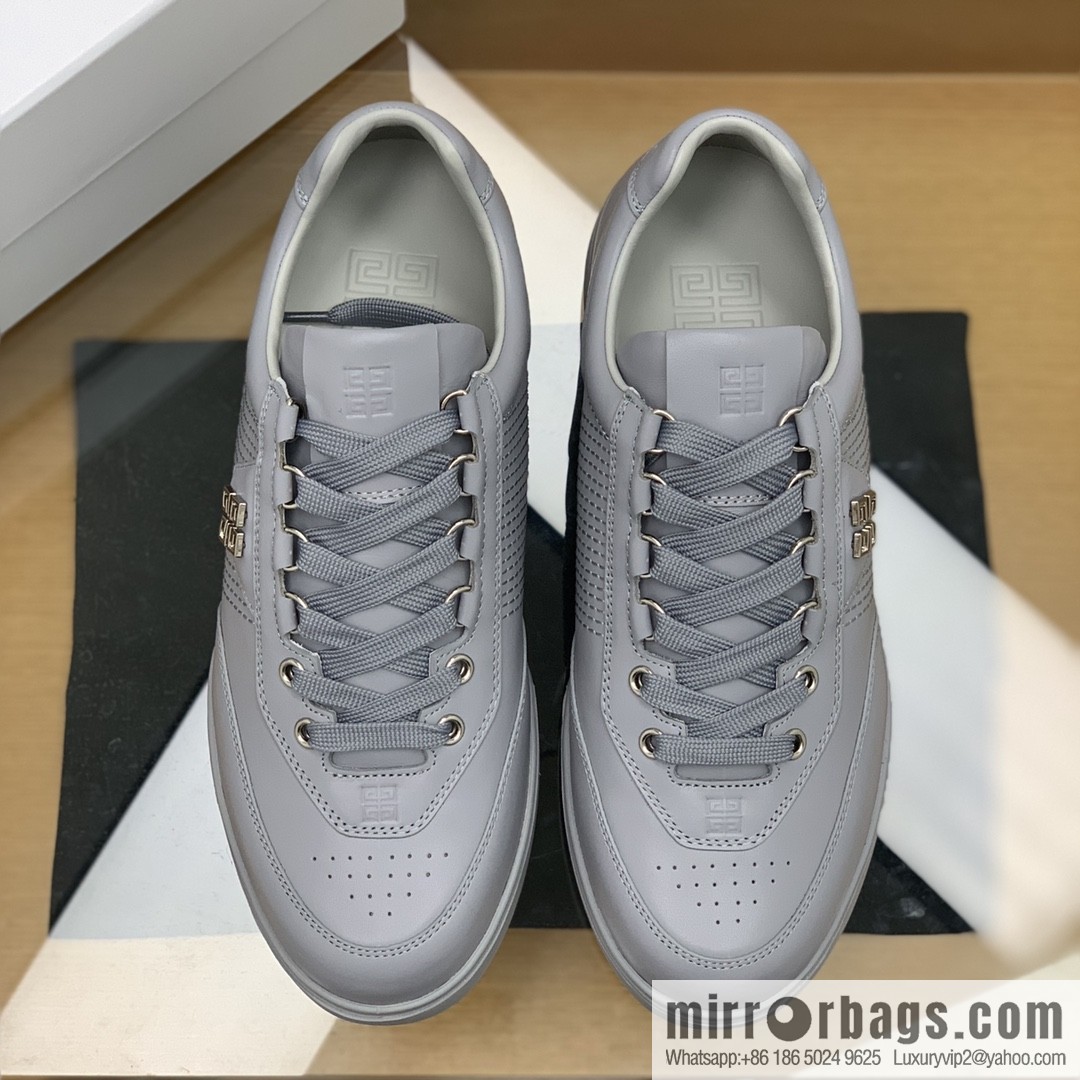 GIVENCHY Givenchy, using leather material signature metal buckle 4 G pattern new men's sports Casual Shoes