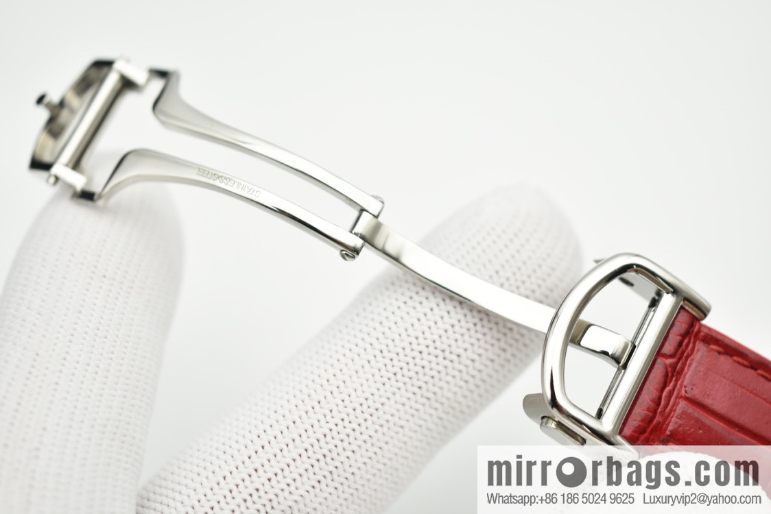 O produced the latest Cartier Pasha series Cartier 1847MC movement watch in 2020