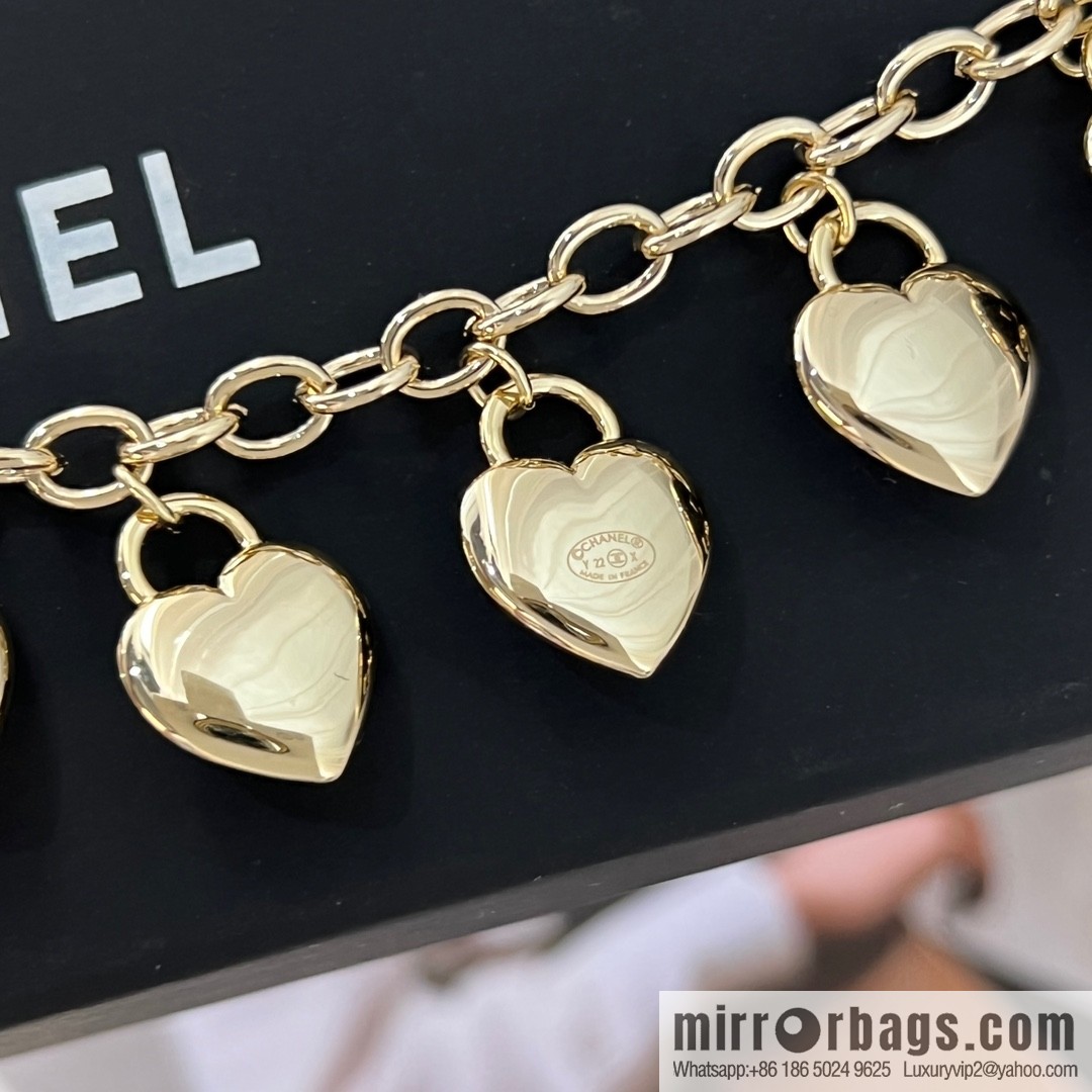 New ☑️ Chanel heart love bracelet