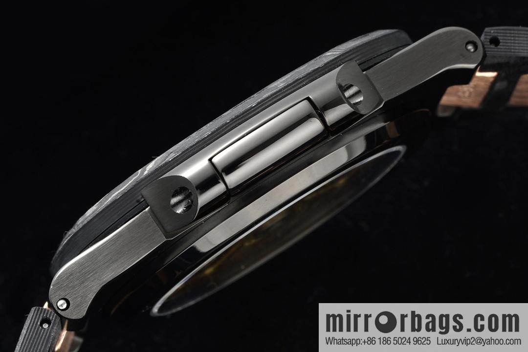 [PATEK PHILIPPE Nautilus 5711 DiW] The aesthetic presentation of carbon fiber, DiW gives the Nautilus 5711 watch