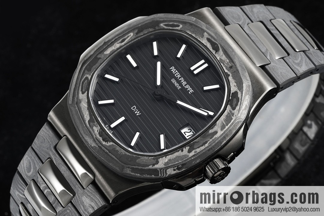 [PATEK PHILIPPE Nautilus 5711 DiW] The aesthetic presentation of carbon fiber, DiW gives the Nautilus 5711 watch