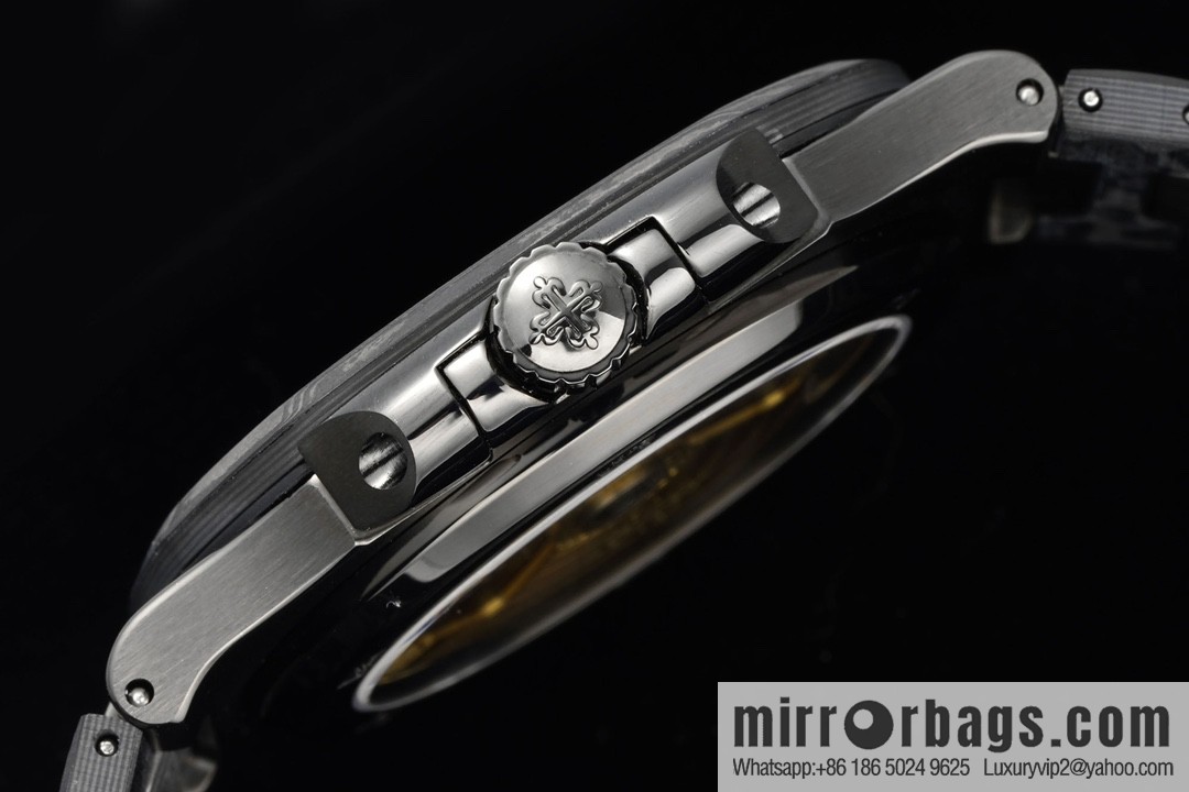 [PATEK PHILIPPE Nautilus 5711 DiW] The aesthetic presentation of carbon fiber, DiW gives the Nautilus 5711 watch