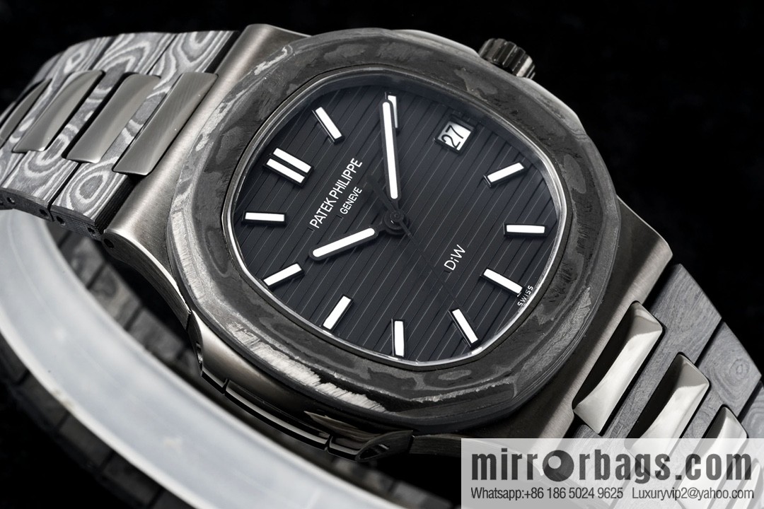 [PATEK PHILIPPE Nautilus 5711 DiW] The aesthetic presentation of carbon fiber, DiW gives the Nautilus 5711 watch