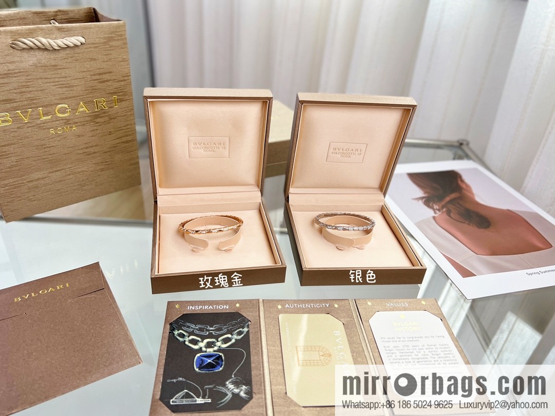 BVLGARI Bulgari SERPENTI VIPER series latest interval drill snake bone bracelet bracelet