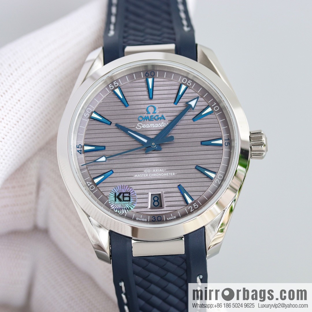 Seahorse 150m Aqua Terra Observatory 41mm 1: Market Exclusive Natural Tape