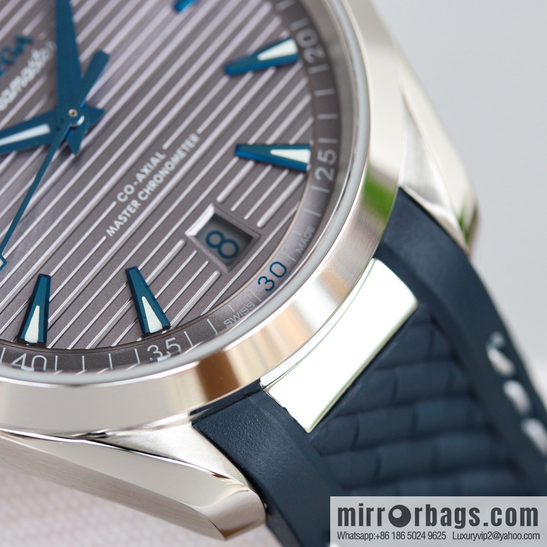 Seahorse 150m Aqua Terra Observatory 41mm 1: Market Exclusive Natural Tape