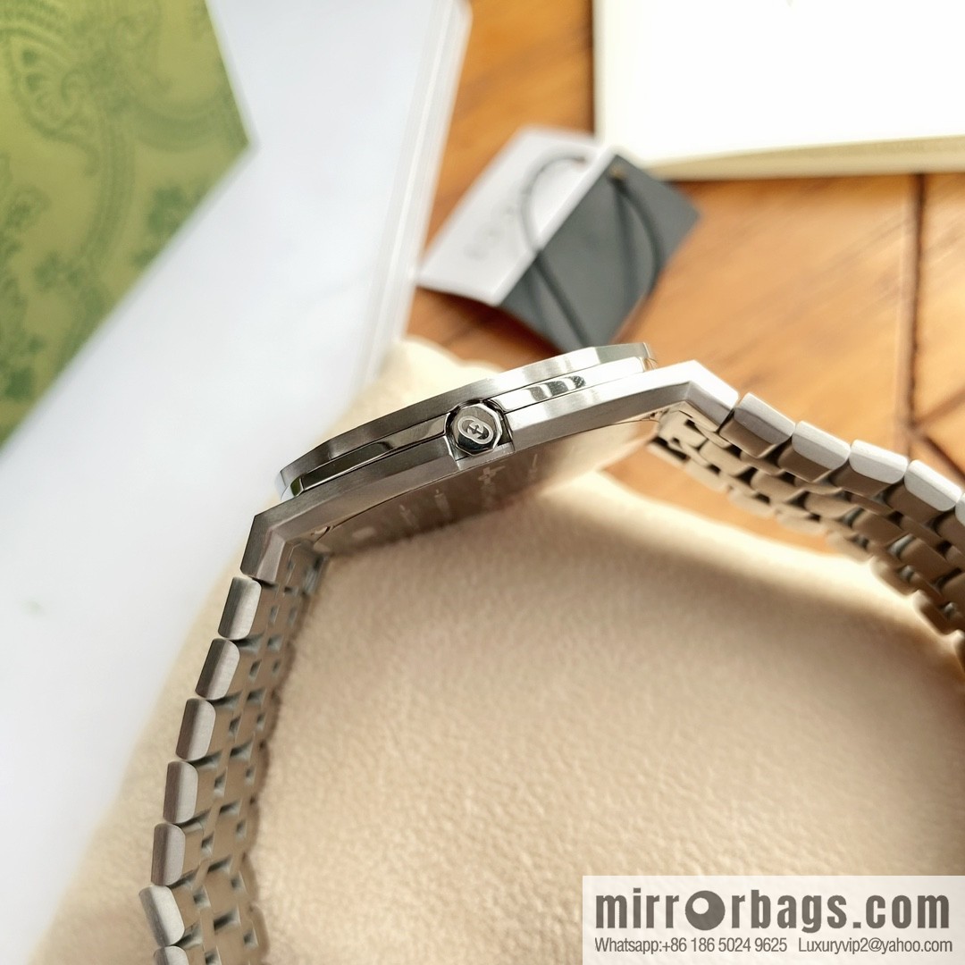 GUCCI Gucci 25H series watch