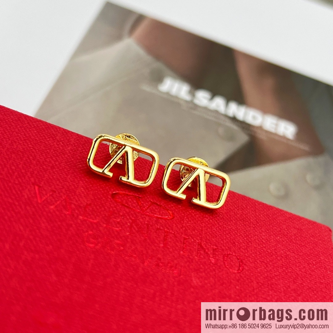 New ☑️ Valentino gold earrings