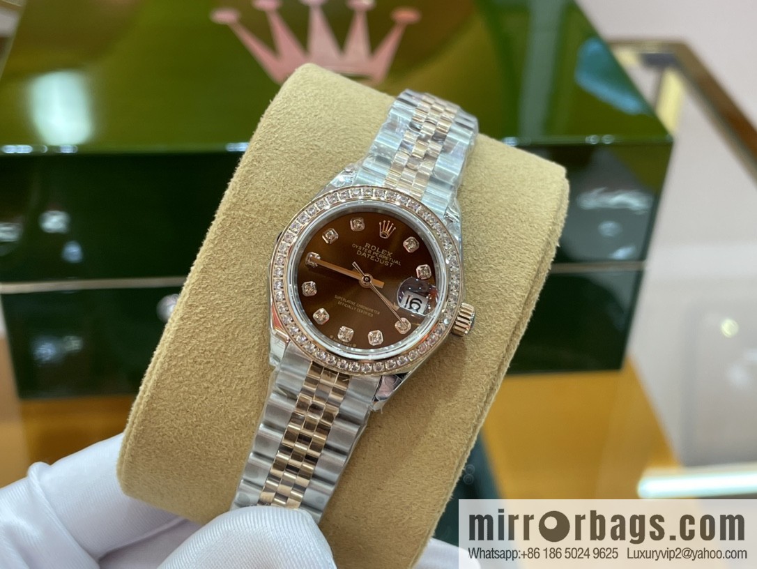 Top quality, highest quality, log 28mm