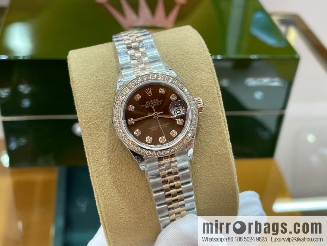 Top quality, highest quality, log 28mm