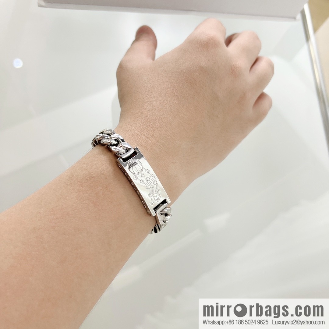 Louis Vuitton Louis Vuitton lv bracelet