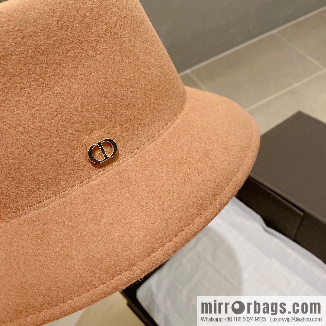 Dior Dior 2022 autumn and winter new woolen basin hat