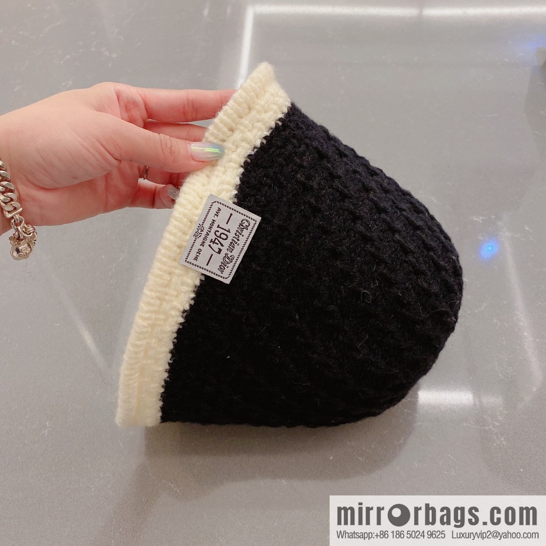 Dior 2022 autumn and winter new wool bucket hat