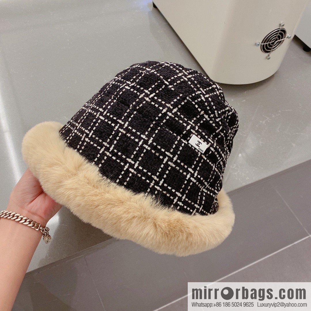 Chanel Chanel autumn and winter new plaid bucket hat