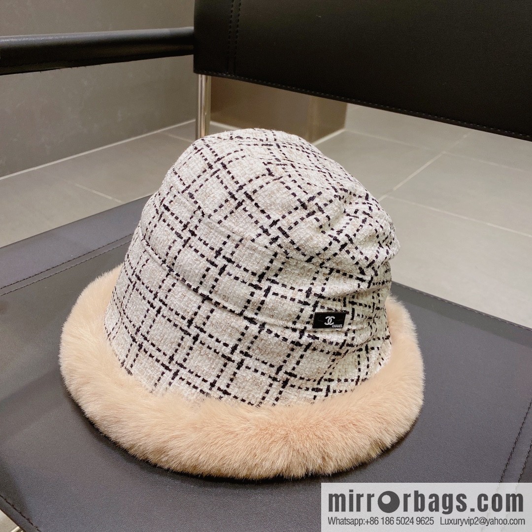 Chanel Chanel autumn and winter new plaid bucket hat