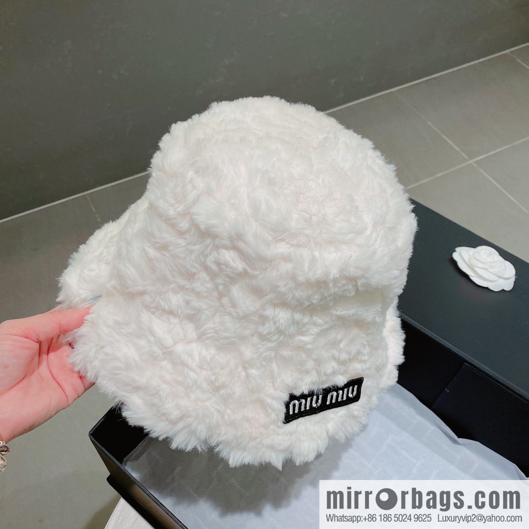 Miumiu 2022 autumn and winter new rabbit fur bucket hat