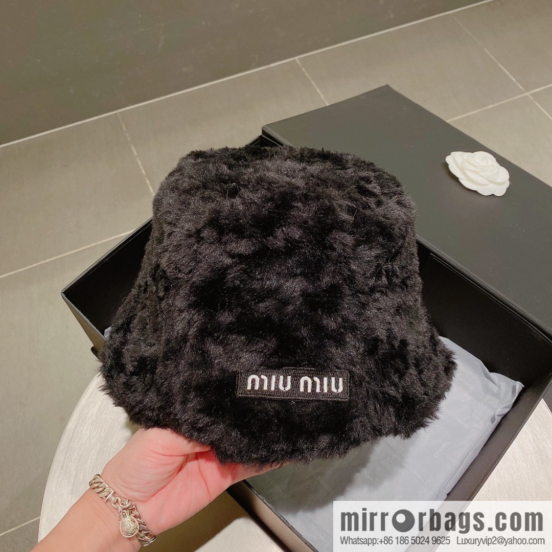 Miumiu 2022 autumn and winter new rabbit fur bucket hat