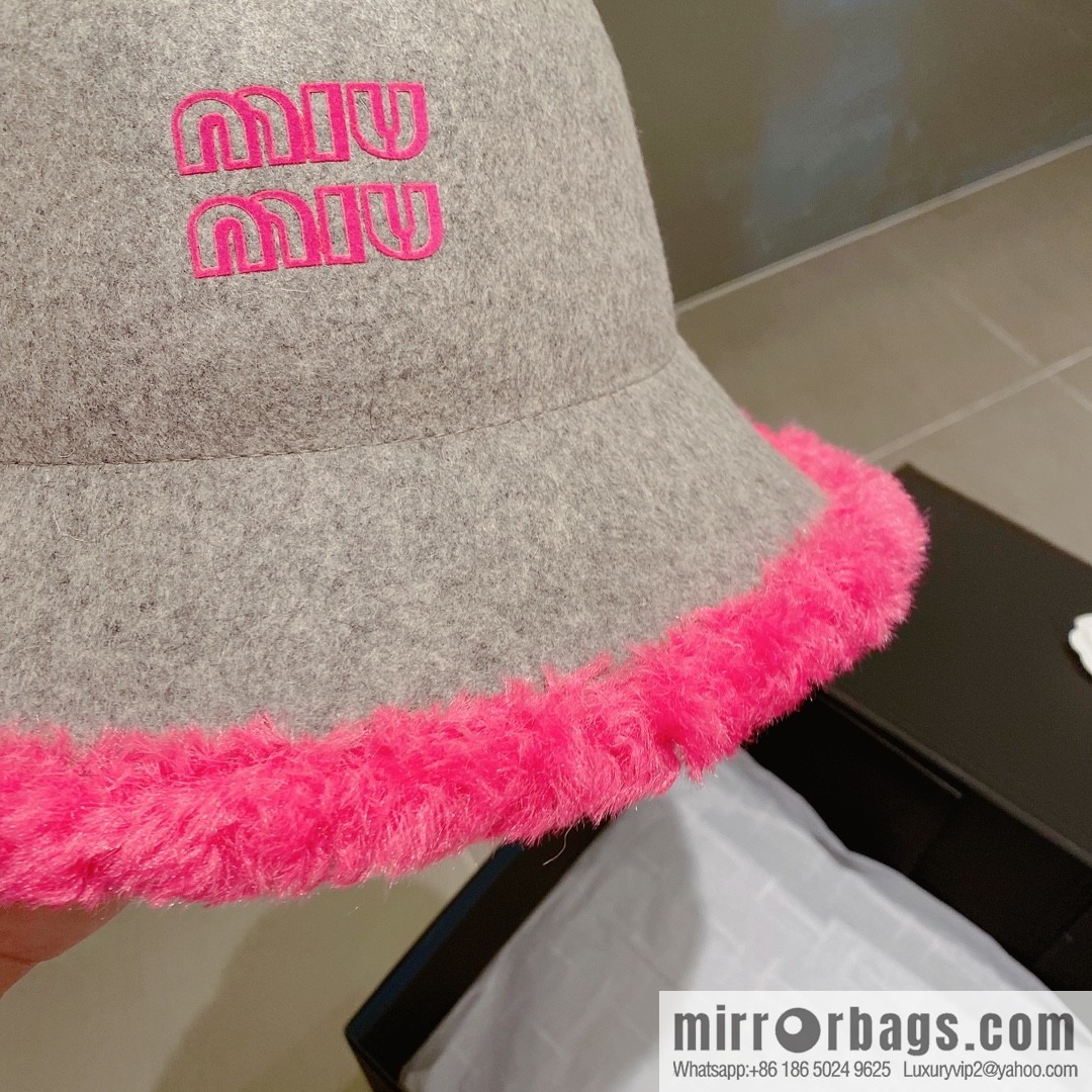 Miao Miao miumiu 2022 autumn and winter new wool top hat
