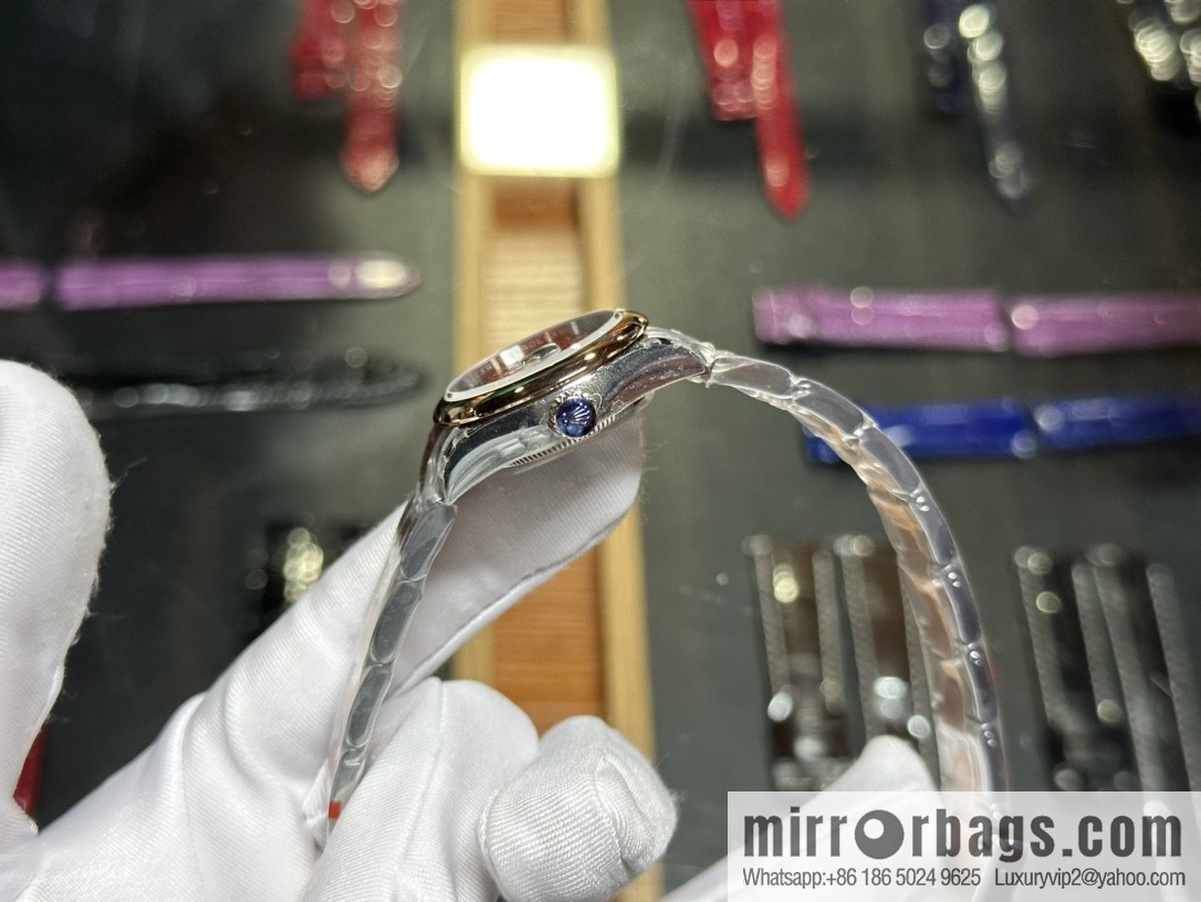 Rolex Women's Log 28MM Log Watch